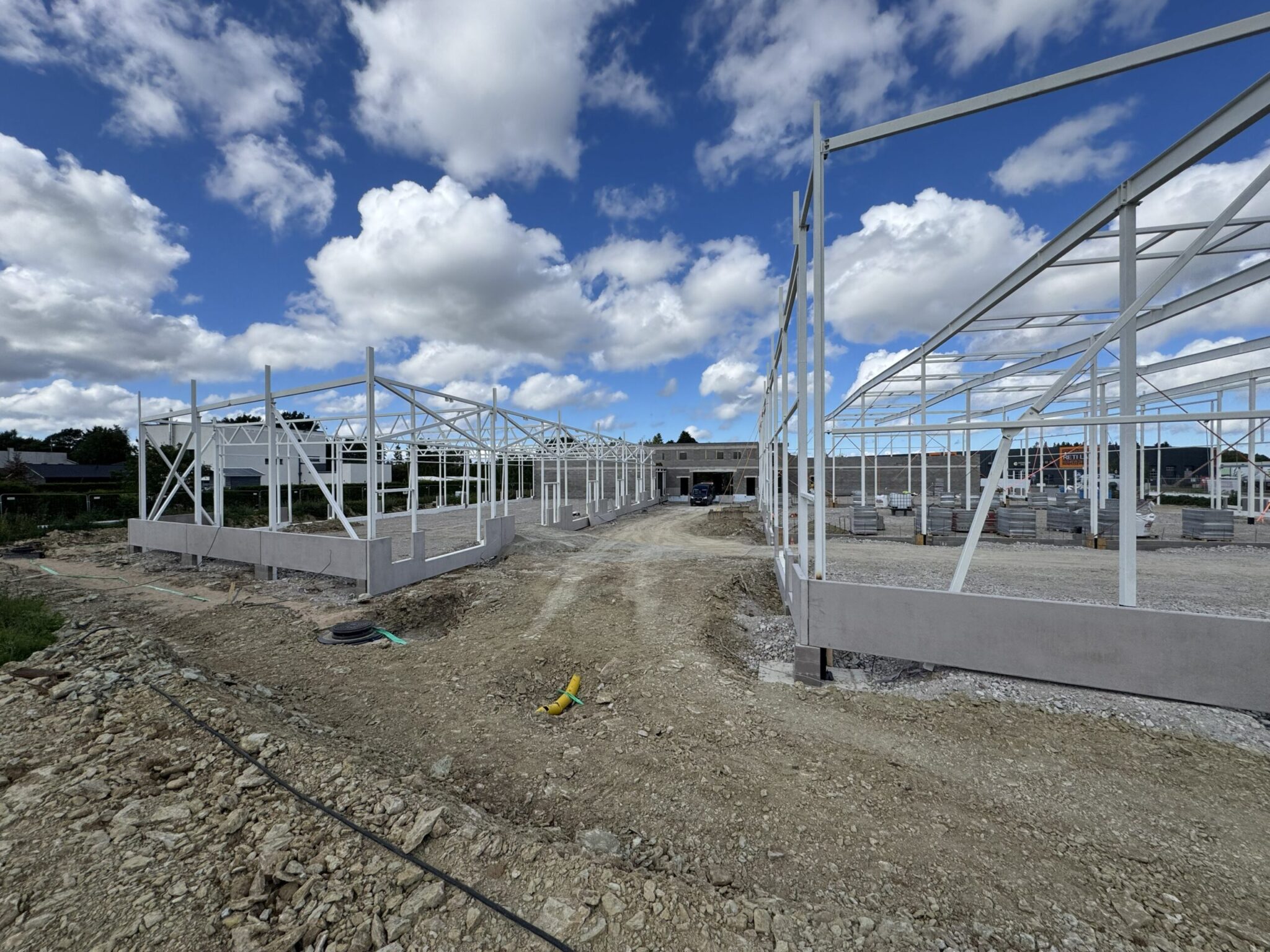 Vaade ärihoone teraskarkassile, Reti tee 3, Rae vald