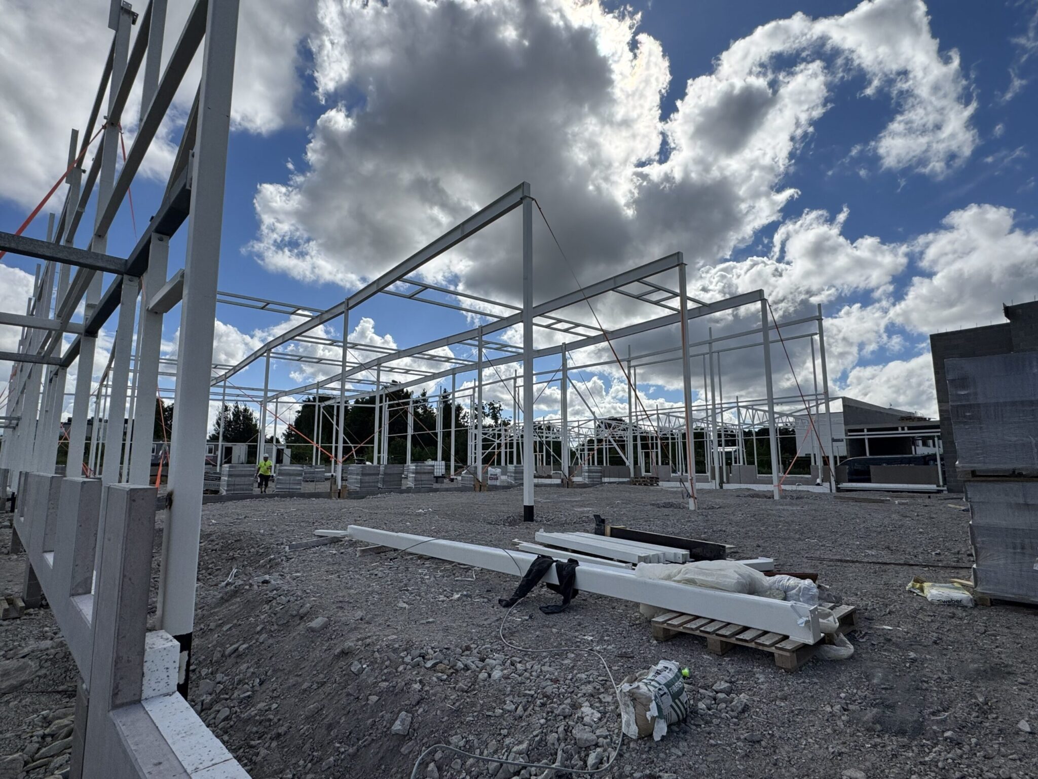 Teraskarkassi paigaldus objektil, Reti tee 3, Peetri alevik